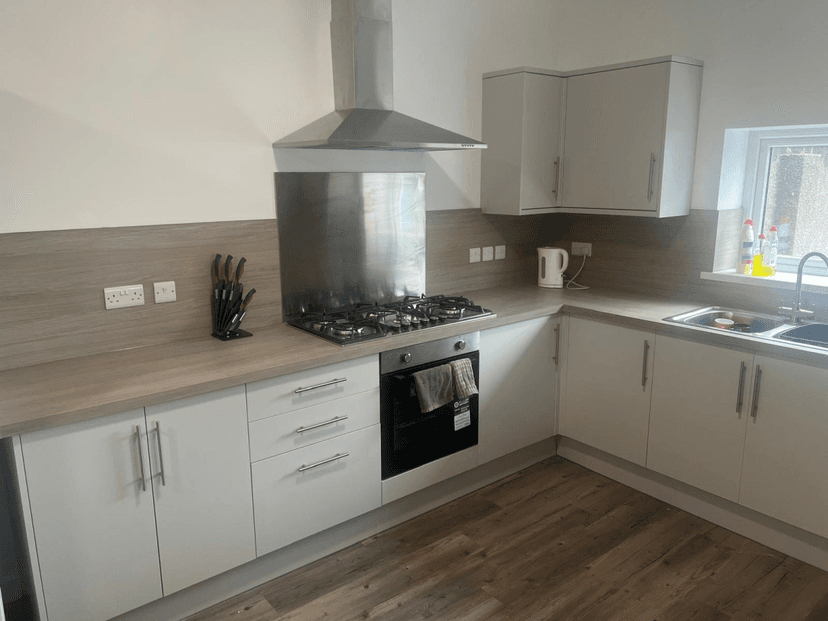 13 Ernald Place, Uplands, Swansea - Image 32