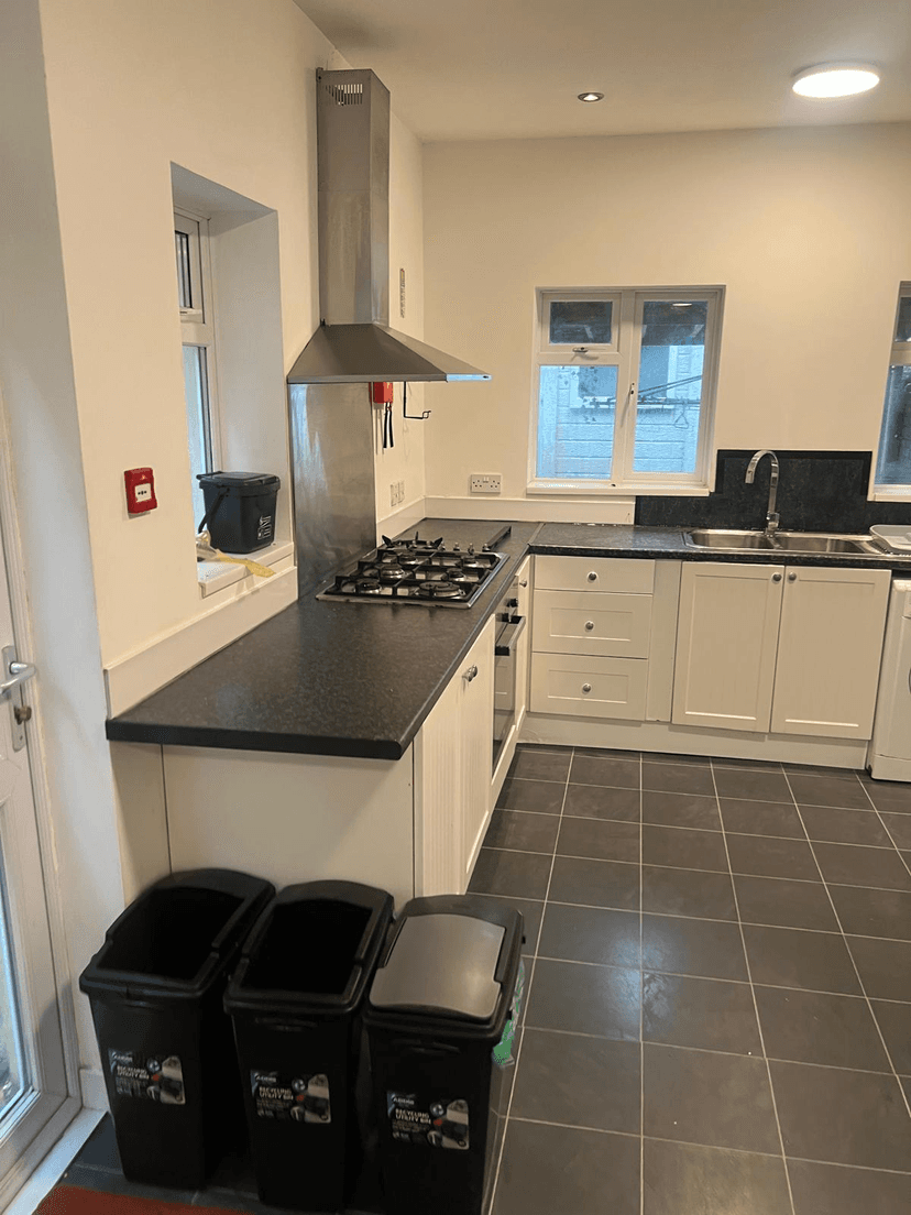 30 Ernald Place, Uplands, Swansea - Image 1