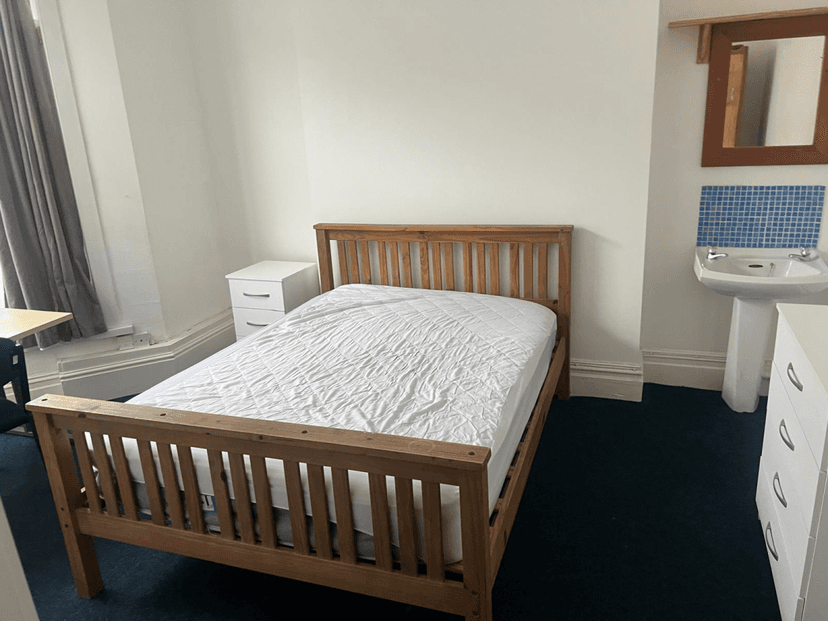 30 Ernald Place, Uplands, Swansea - Image 9