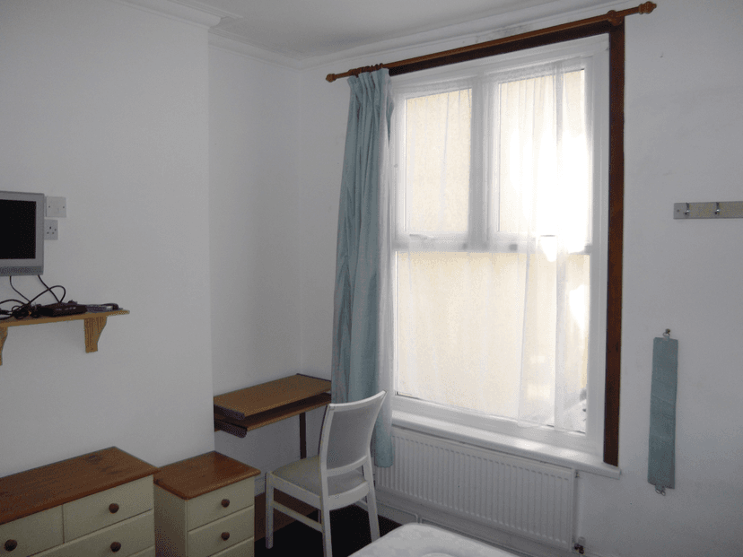 17 Hawthorne Avenue, Uplands, Swansea - Image 19