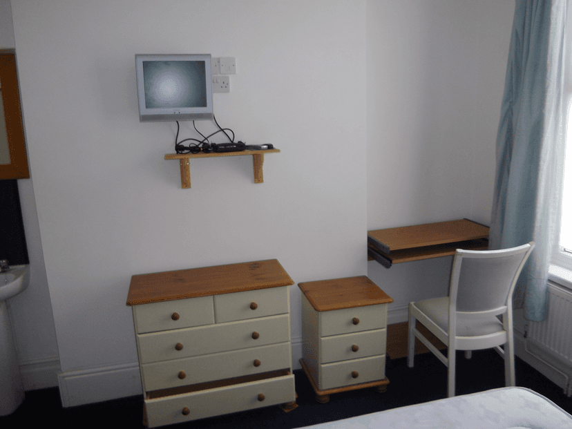 17 Hawthorne Avenue, Uplands, Swansea - Image 20