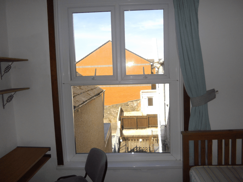 17 Hawthorne Avenue, Uplands, Swansea - Image 32