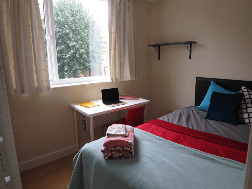 1 North Road, West Bridgford, Nottingham - Image 2