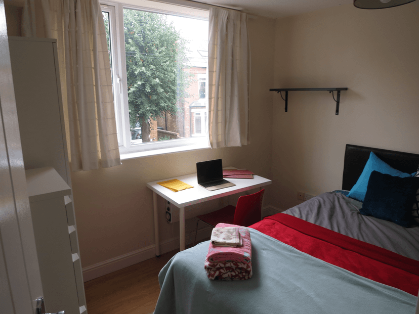 1 North Road, West Bridgford, Nottingham - Image 4