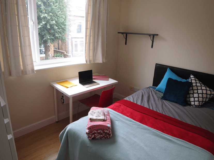 1 North Road, West Bridgford, Nottingham - Image 8