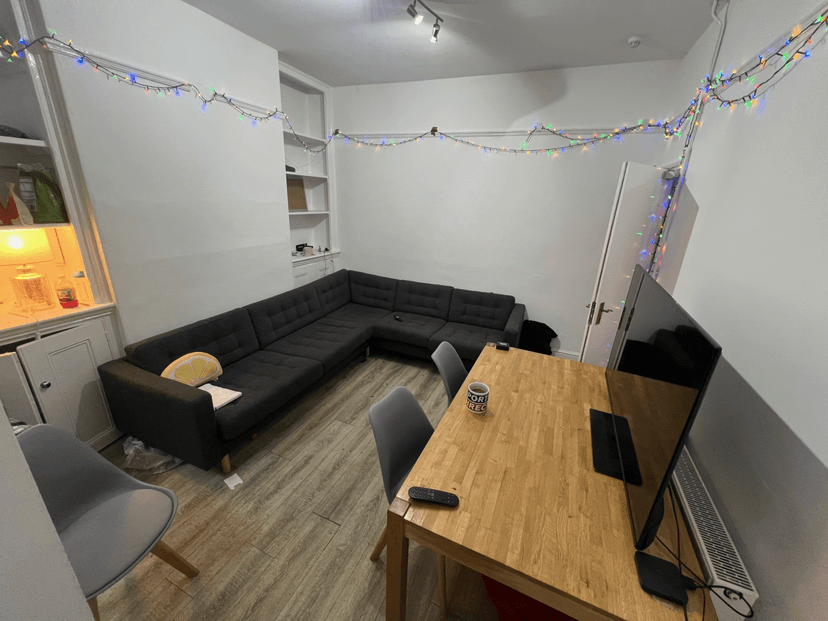 Cathays Terrace - Image 6