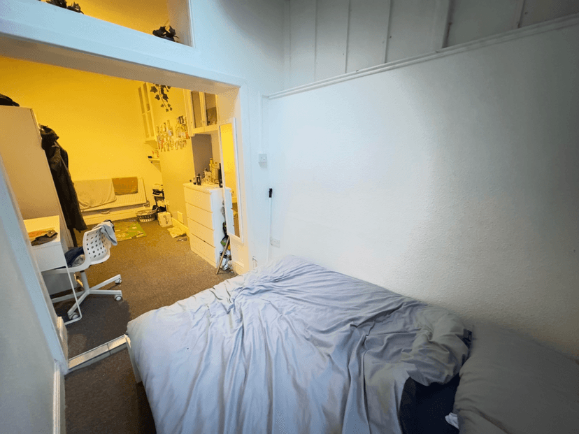 Cathays Terrace - Image 14