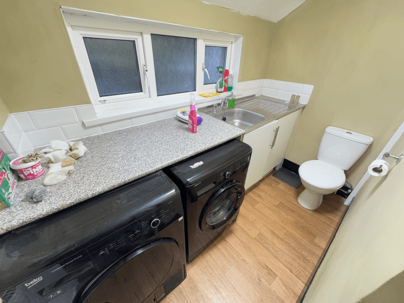 Cathays Terrace - Image 19