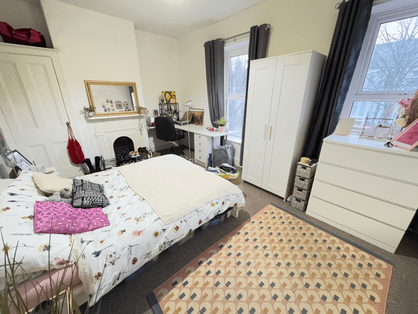 Cathays Terrace - Image 20