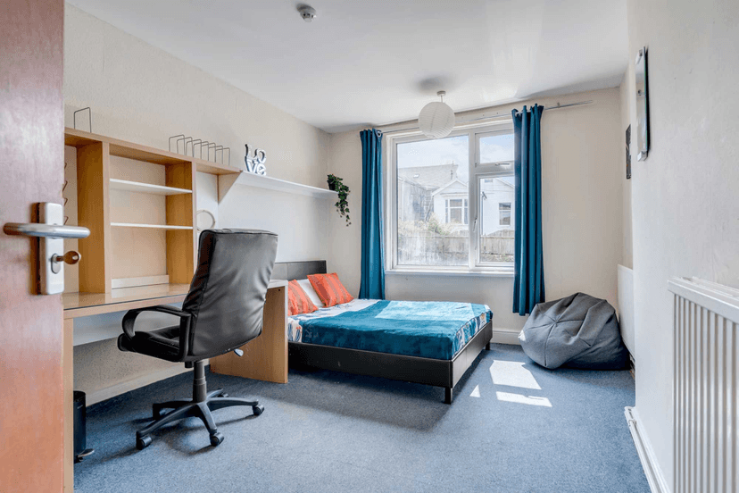 17 Gwydr Crescent, Uplands, Swansea - Image 7