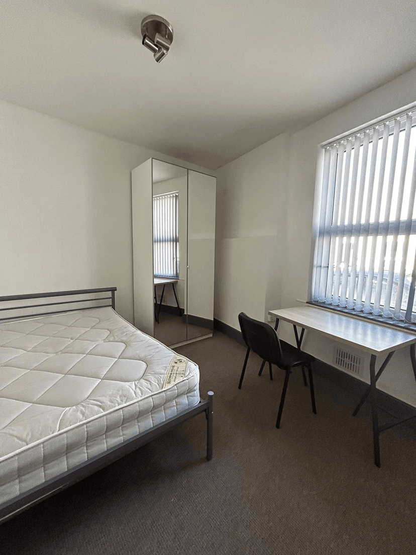 Cambridge Street, Uplands - Image 8