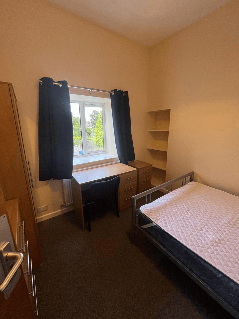  Llewelyn Street, Sketty, Swansea - Image 10