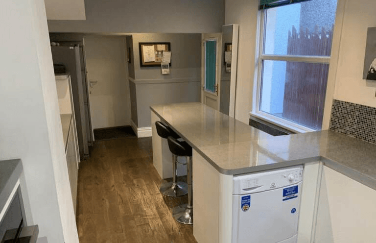 Hawthorne Avenue, Uplands - Image 1