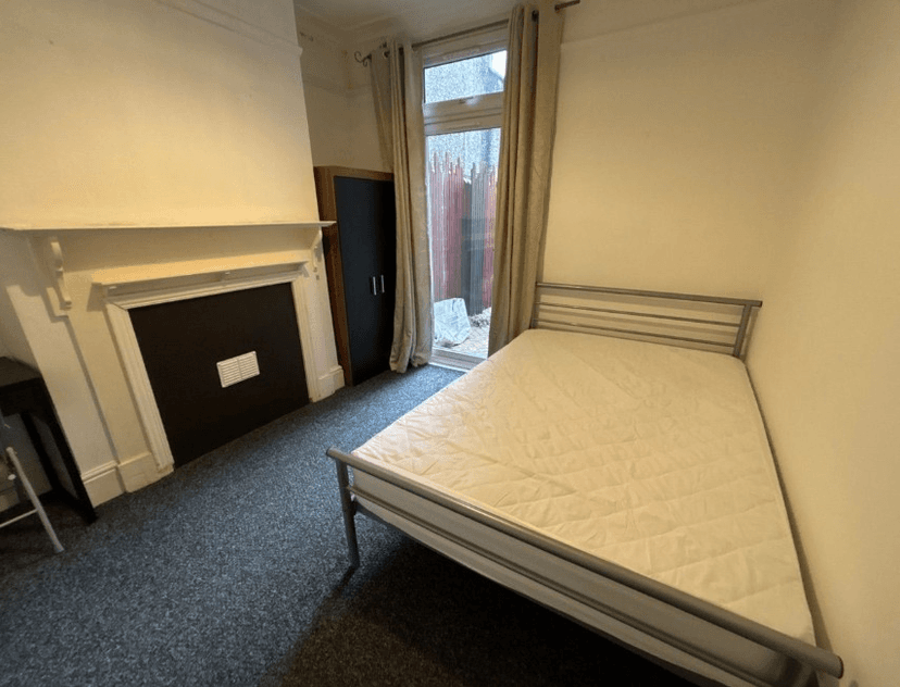 Hawthorne Avenue, Uplands - Image 11