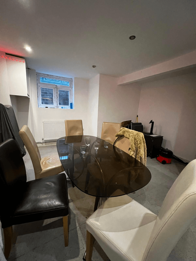 Chestnut Avenue, Leeds - Image 3