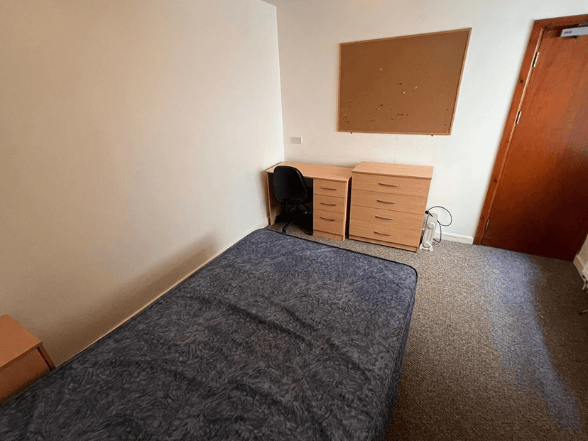 Bryn Road, Brynmill, Swansea - Image 11