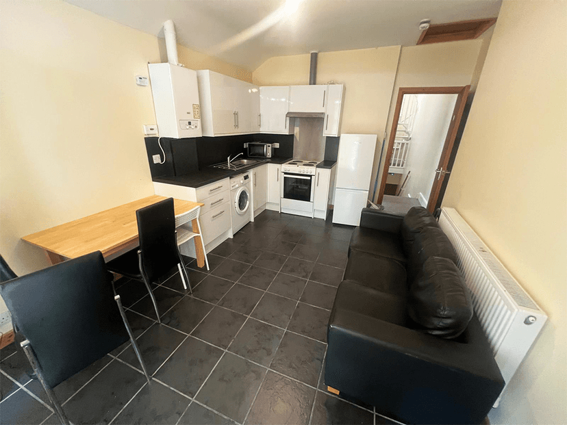 Hawthorne Avenue, Uplands, Swansea - Image 2