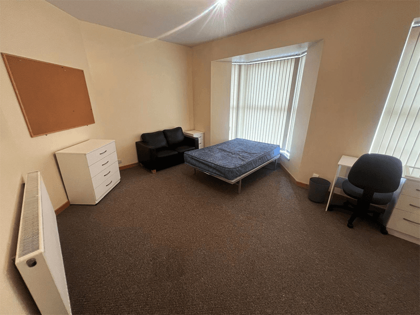 Hawthorne Avenue, Uplands, Swansea - Image 10