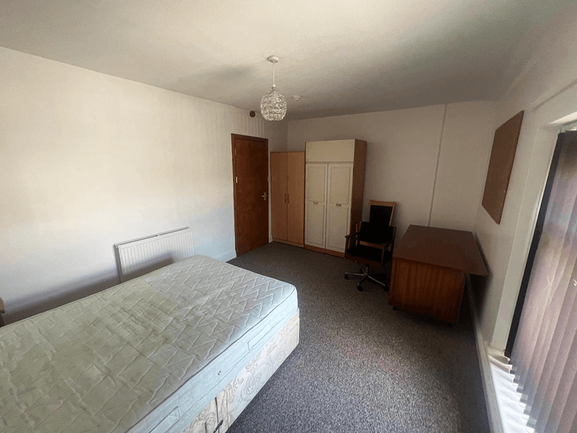 Victoria Terrace, Swansea - Image 6