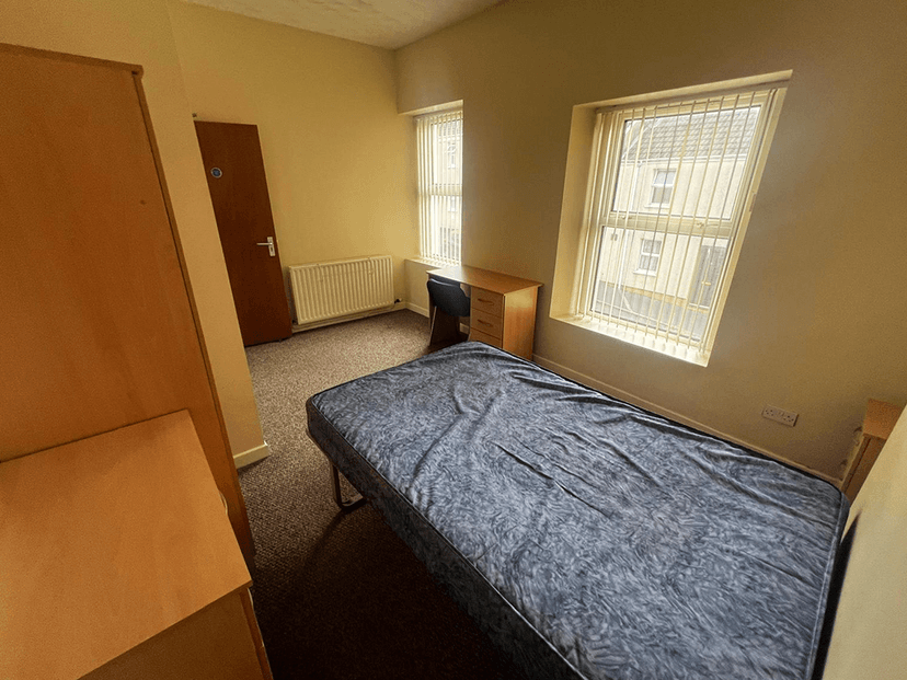 Crymlyn Street, Port Tennant, Swansea - Image 8