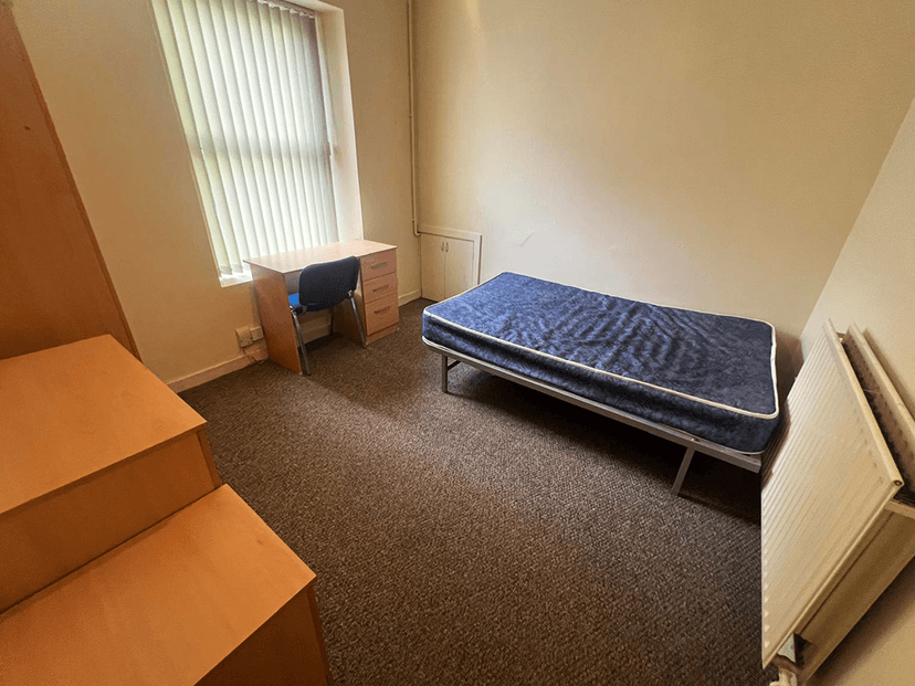 Crymlyn Street, Port Tennant, Swansea - Image 10