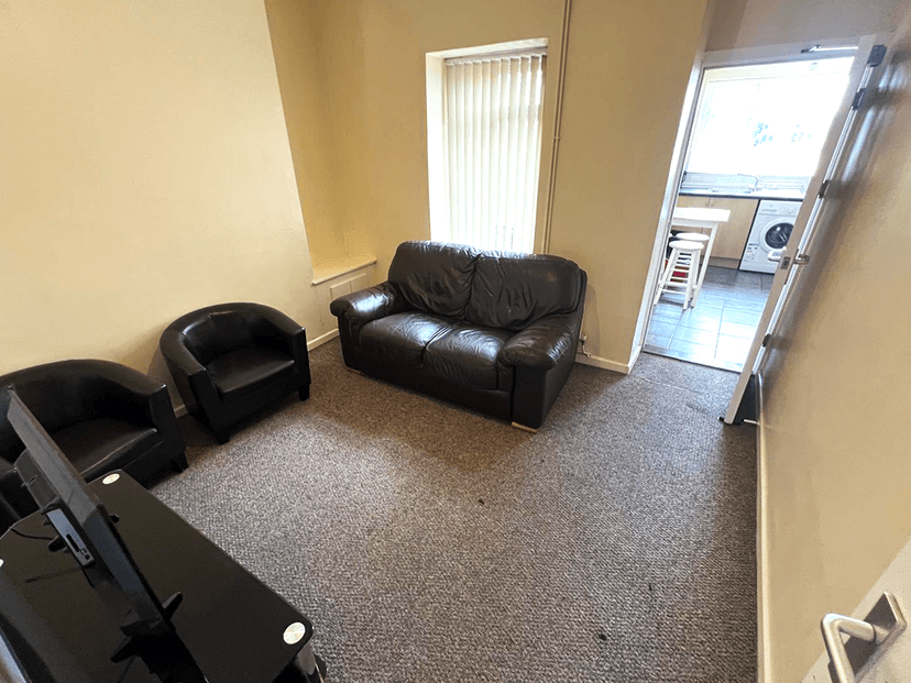 Benthall Place, Saint Thomas, Swansea - Image 4