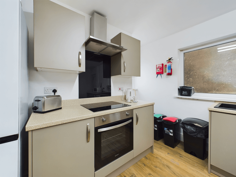 106 Rhyddings Terrace  Brynmill, Swansea, SA2 0DS - Image 14