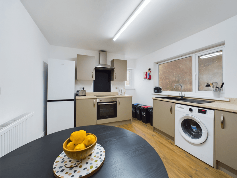 106 Rhyddings Terrace  Brynmill, Swansea, SA2 0DS - Image 16