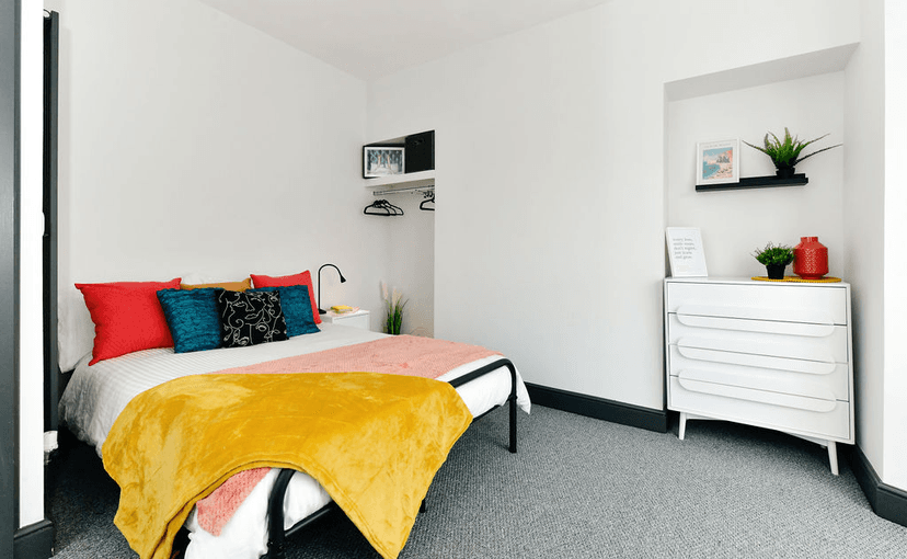 77 Rhyddings Park Road  Brynmill - Image 2