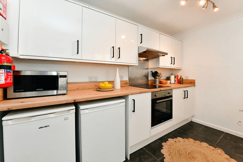 77 Rhyddings Park Road  Brynmill - Image 21