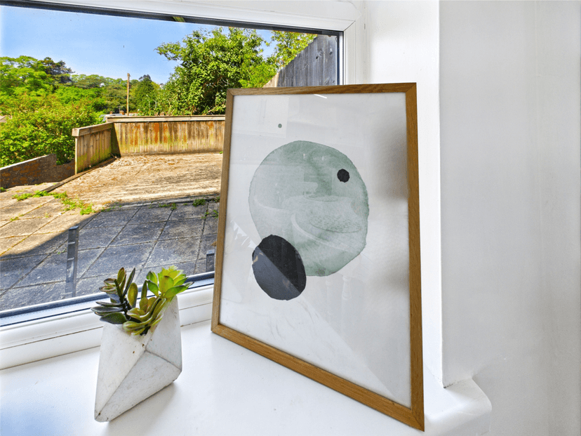 21 Waterloo Place  Brynmill Swansea SA2 0DE - Image 14