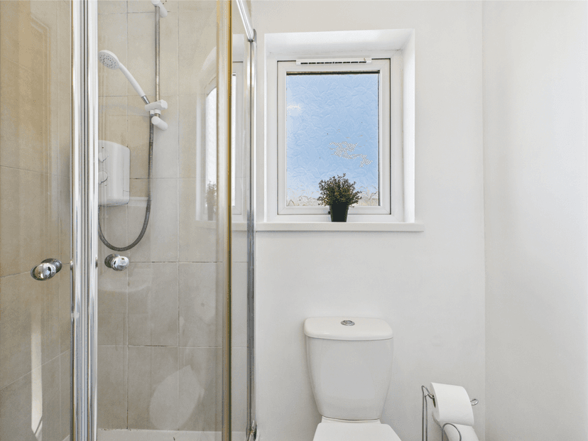 21 Waterloo Place  Brynmill Swansea SA2 0DE - Image 25