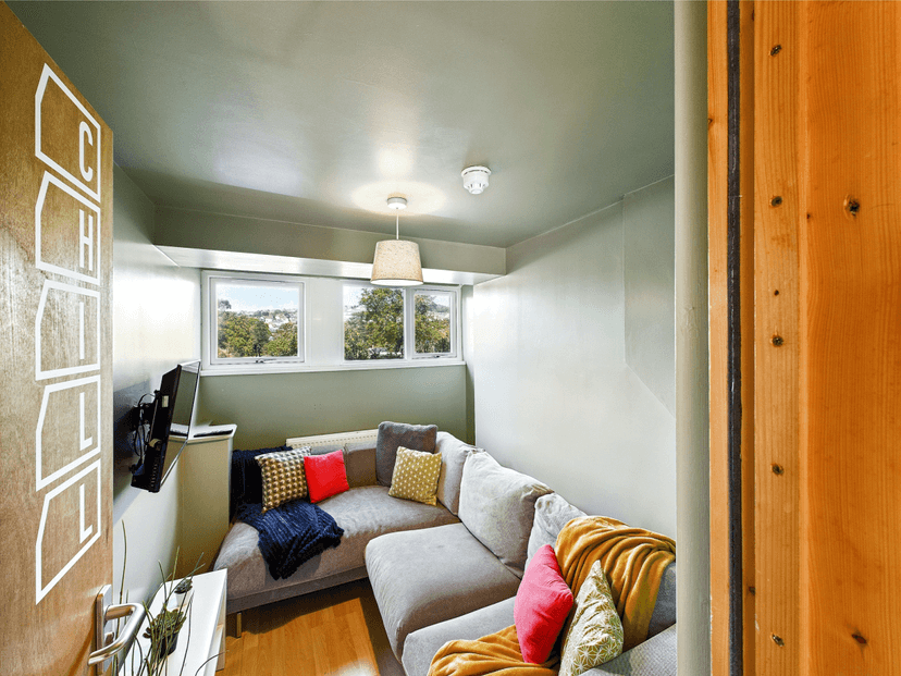 21 Waterloo Place  Brynmill Swansea SA2 0DE - Image 32