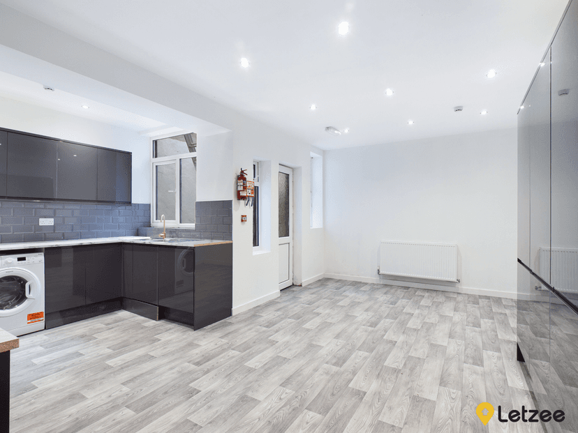 90 Bryn Road, Brynmill, Swansea - Image 2