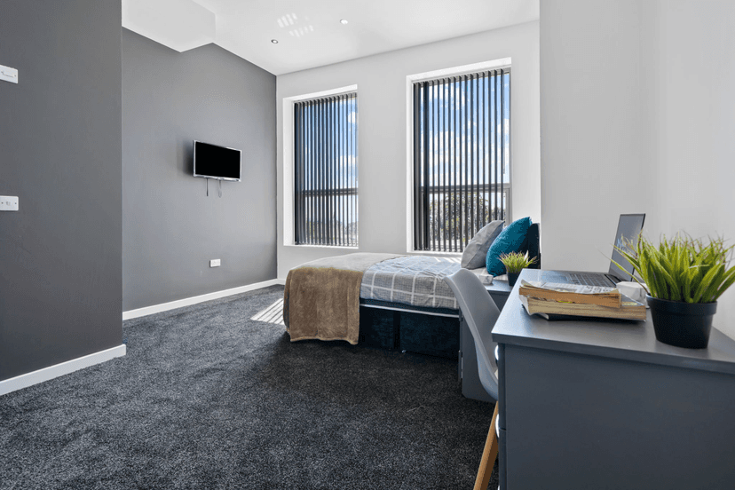 73 Walter Road, Swansea - Image 1