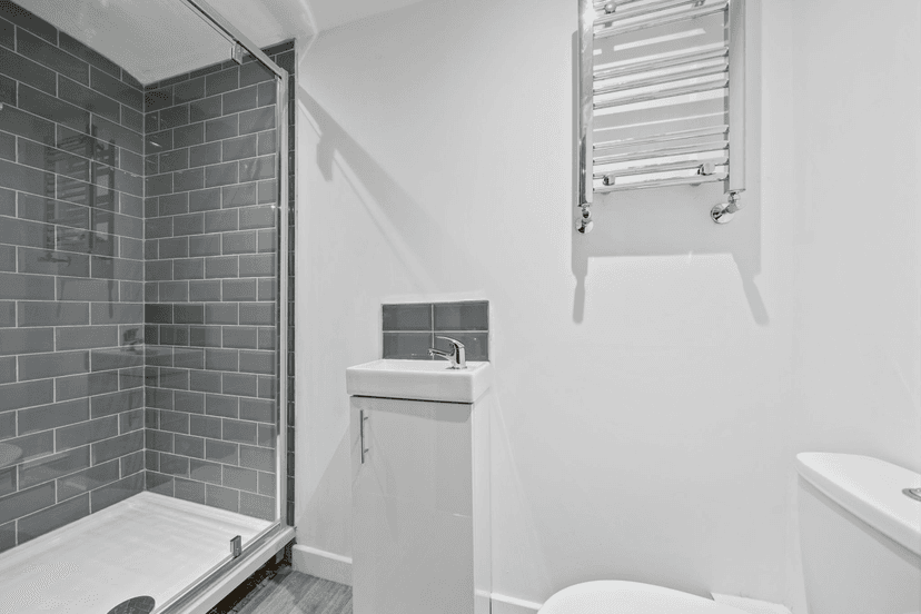 73 Walter Road, Swansea - Image 5