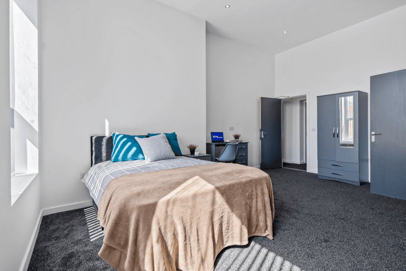 73 Walter Road, Swansea - Image 7