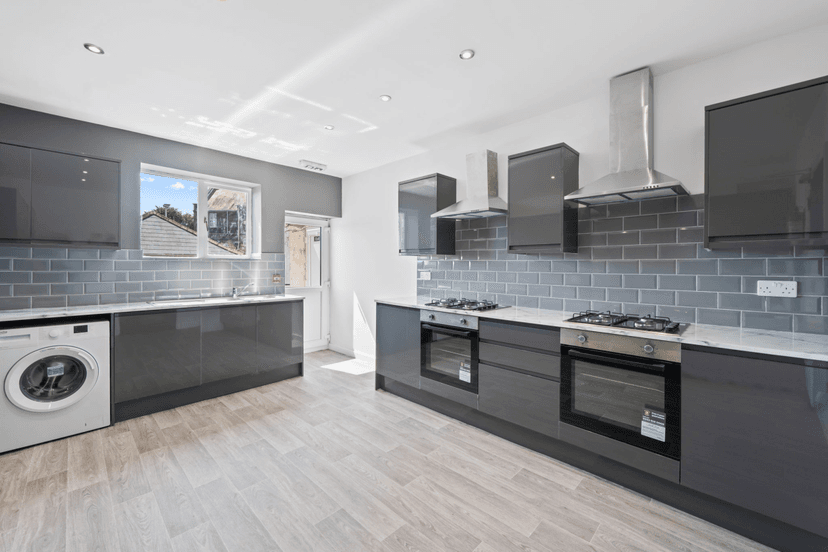 73 Walter Road, Swansea - Image 8