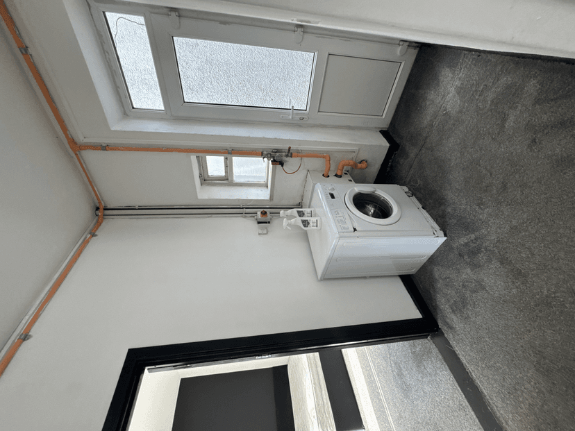 105A Walter Road, Swansea - Image 8