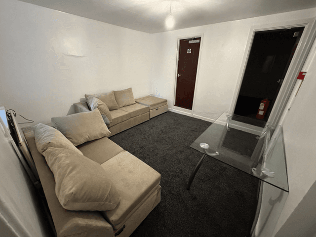 64 Westbury Street, Swansea