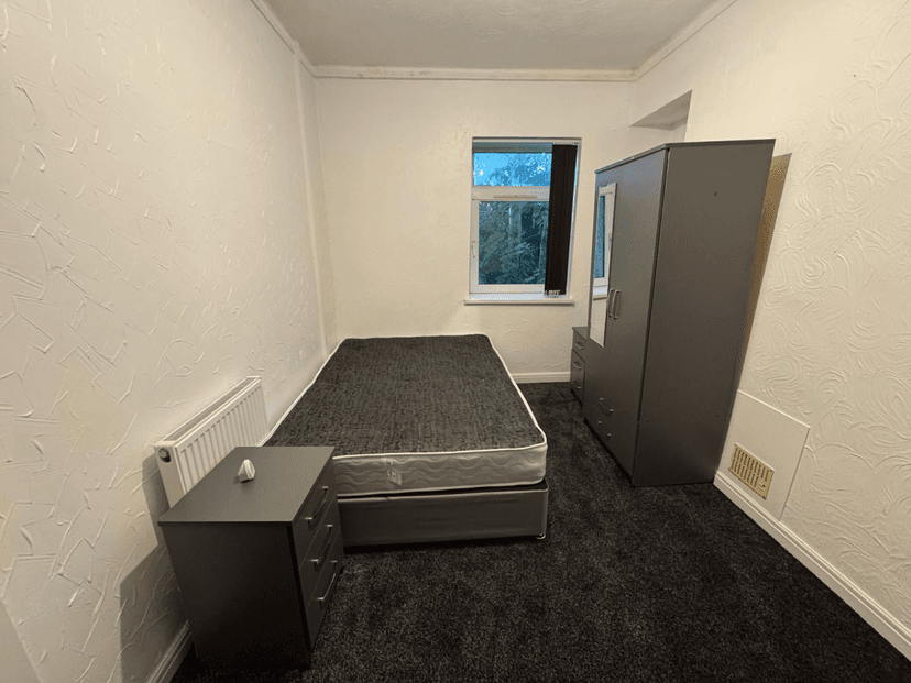 64 Westbury Street, Swansea - Image 3