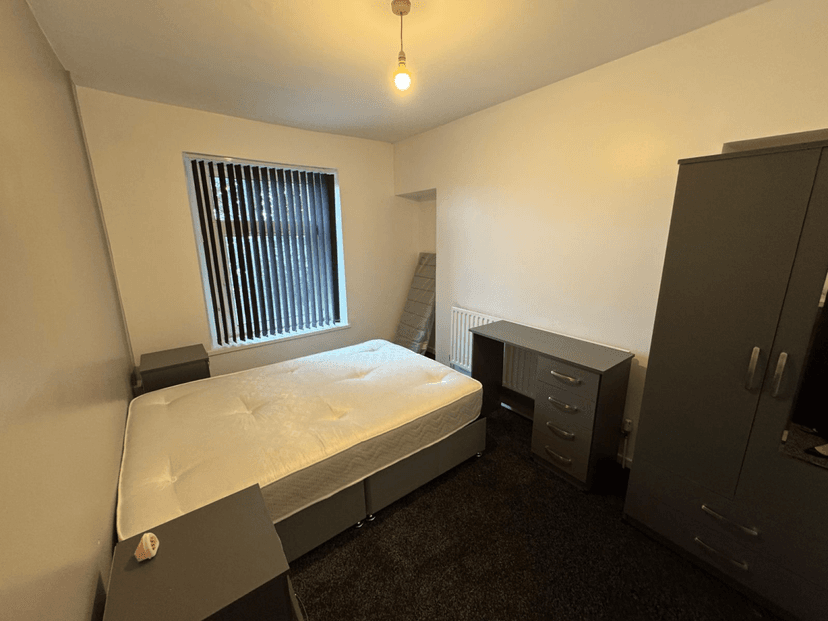 64 Westbury Street, Swansea - Image 14