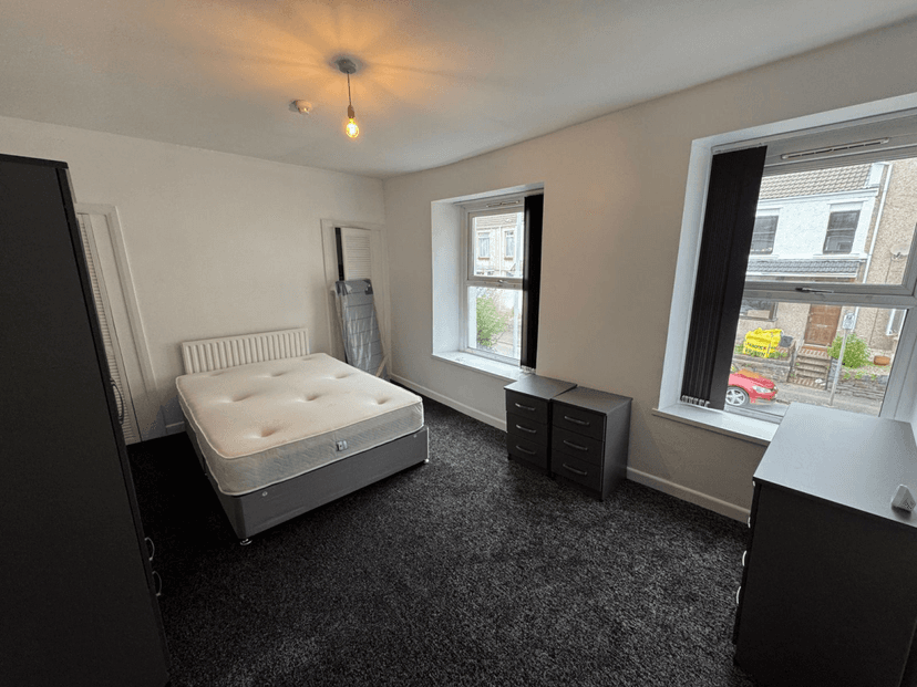 64 Westbury Street, Swansea - Image 15