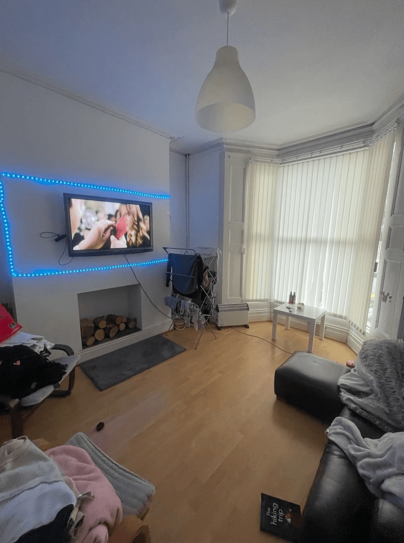 119 Rhyddings Terrace, Brynmill, Swansea - Image 1