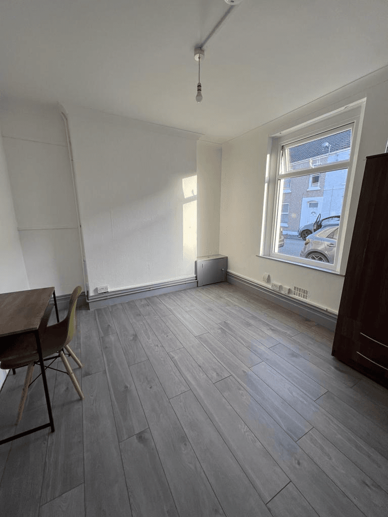 56 Cambridge Street, Uplands, Swansea - Image 3