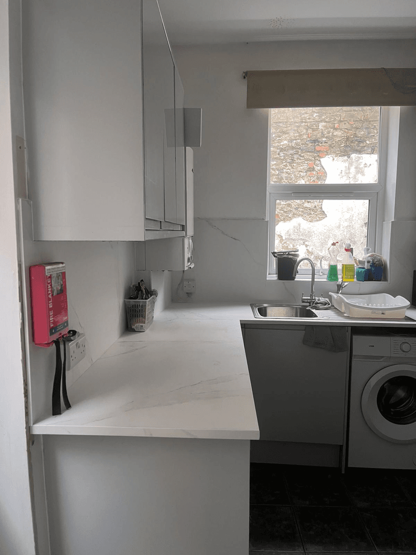 64 Brunswick Street, Swansea - Image 9