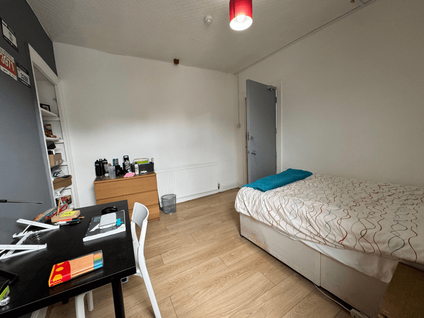 7 Saint Helen's Avenue, Swansea - Image 7