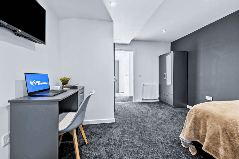 72 Walter Road, Swansea - Image 1