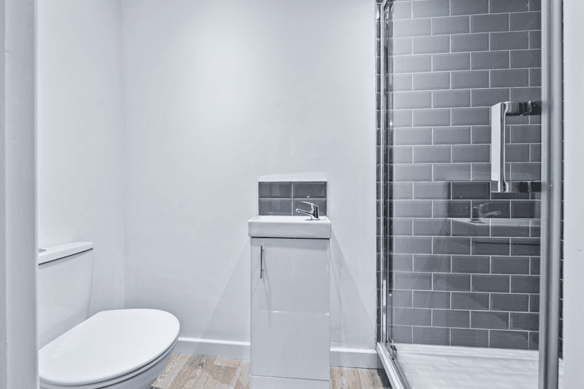 72 Walter Road, Swansea - Image 6