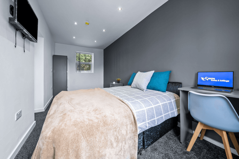 72 Walter Road, Swansea - Image 20